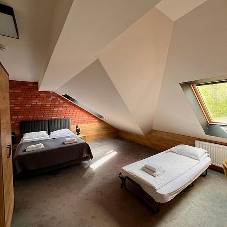 Ostoja Garden Bed & Breakfast Brody  ภายนอก รูปภาพ